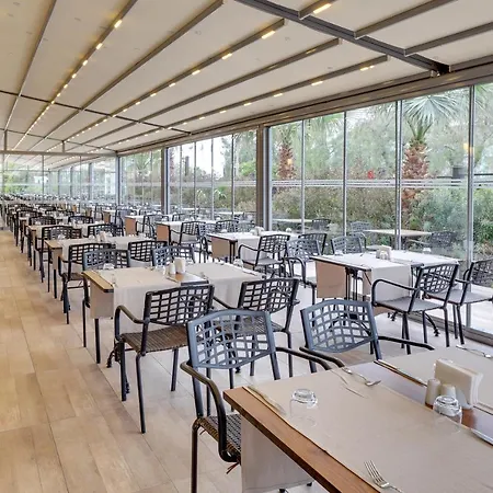 Ramada Hotel & Suites By Wyndham Kusadasi 4*