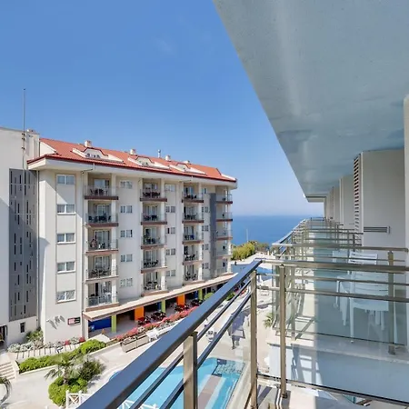 Ramada & By Wyndham 4* Kusadası