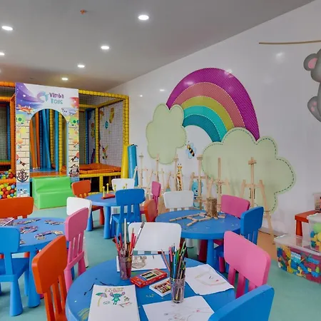 Hotel Ramada Hotel & Suites By Wyndham Kusadasi