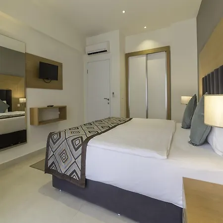 Ramada & By Wyndham Hotel 4*