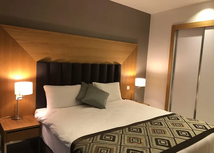 Ramada & By Wyndham ホテル クシャダス
