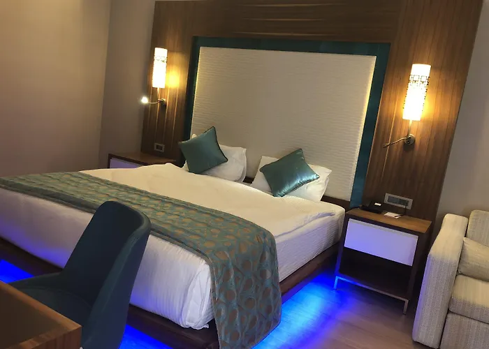 Ramada & By Wyndham ホテル クシャダス