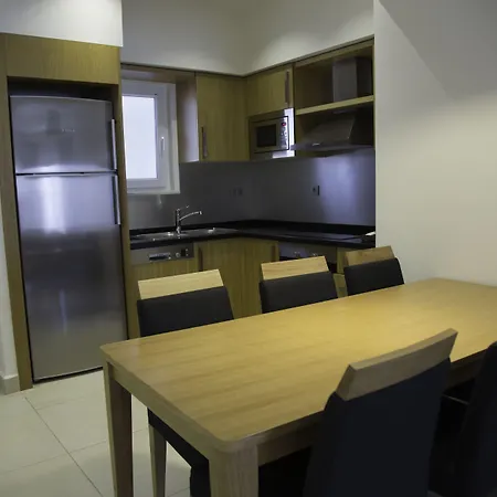 Ramada & By Wyndham Otel Kuşadası