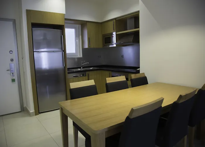 Ramada & By Wyndham ホテル クシャダス