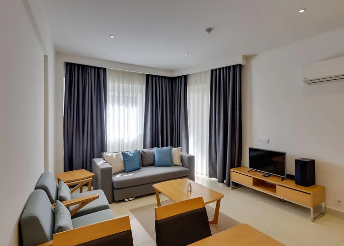 Ramada & By Wyndham
