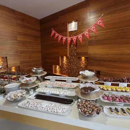 Ξενοδοχείο Ramada & By Wyndham