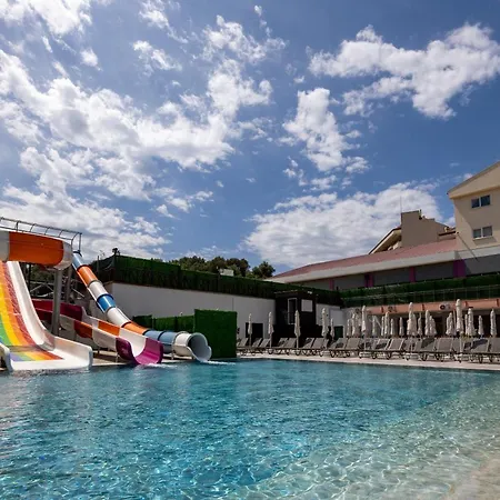 Ramada & By Wyndham 4*