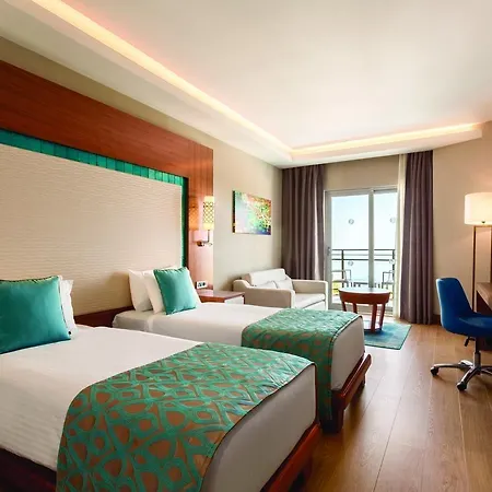 Ramada Hotel & Suites By Wyndham Kusadasi Hotel Kusadasi