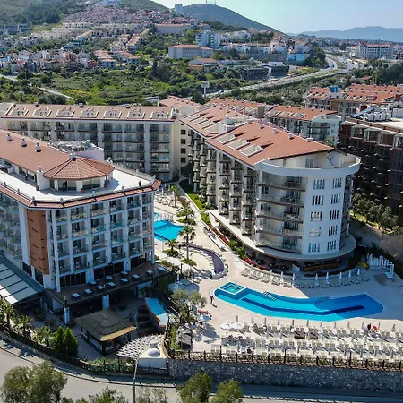 Ramada & By Wyndham Kusadası